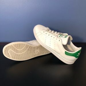 Adidas Stan Smith Shoes
Size 13
White/Green